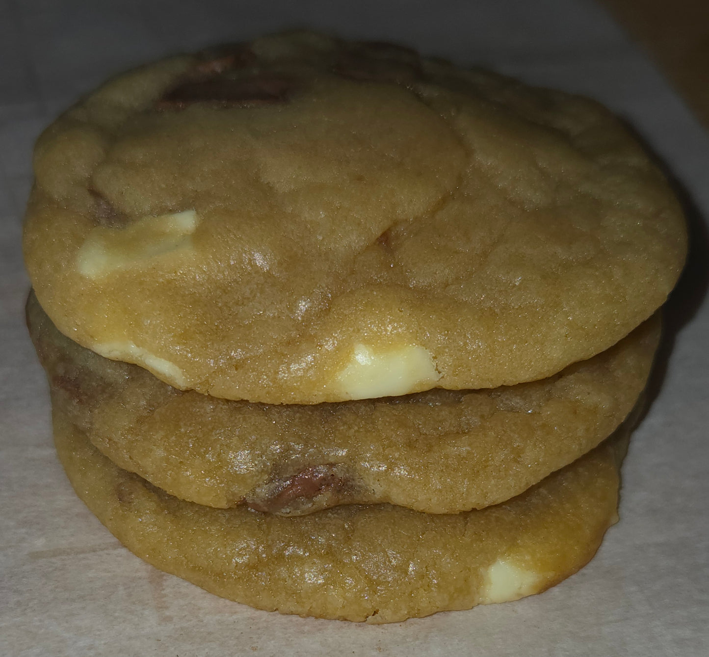 Two Tone Love(Milk & White Choc. Chunk)