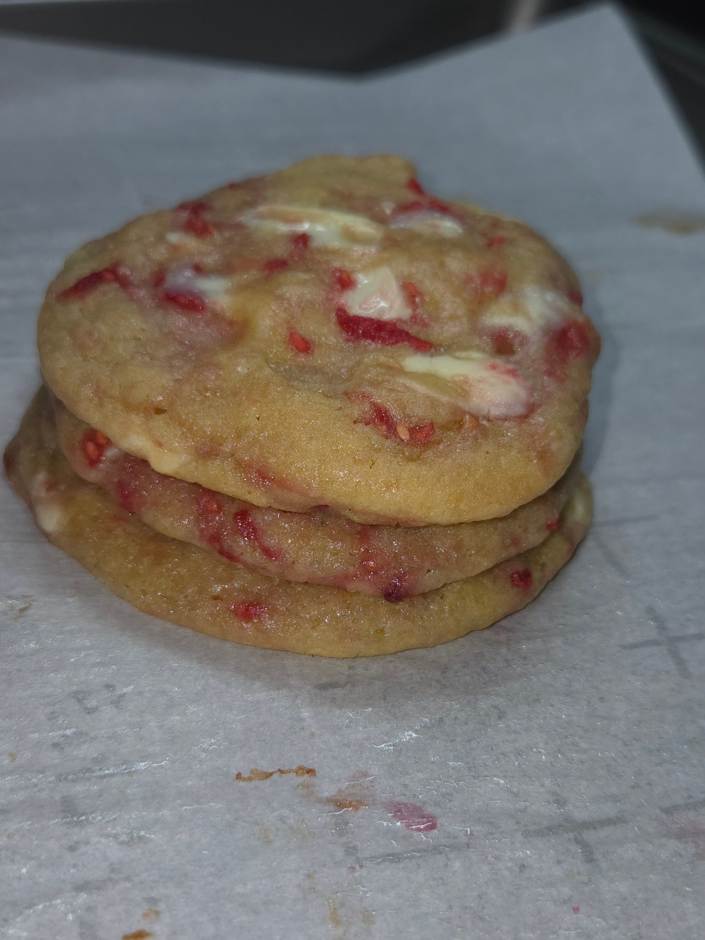 Berry in Love(White Choc. Chunk & Raspberry)